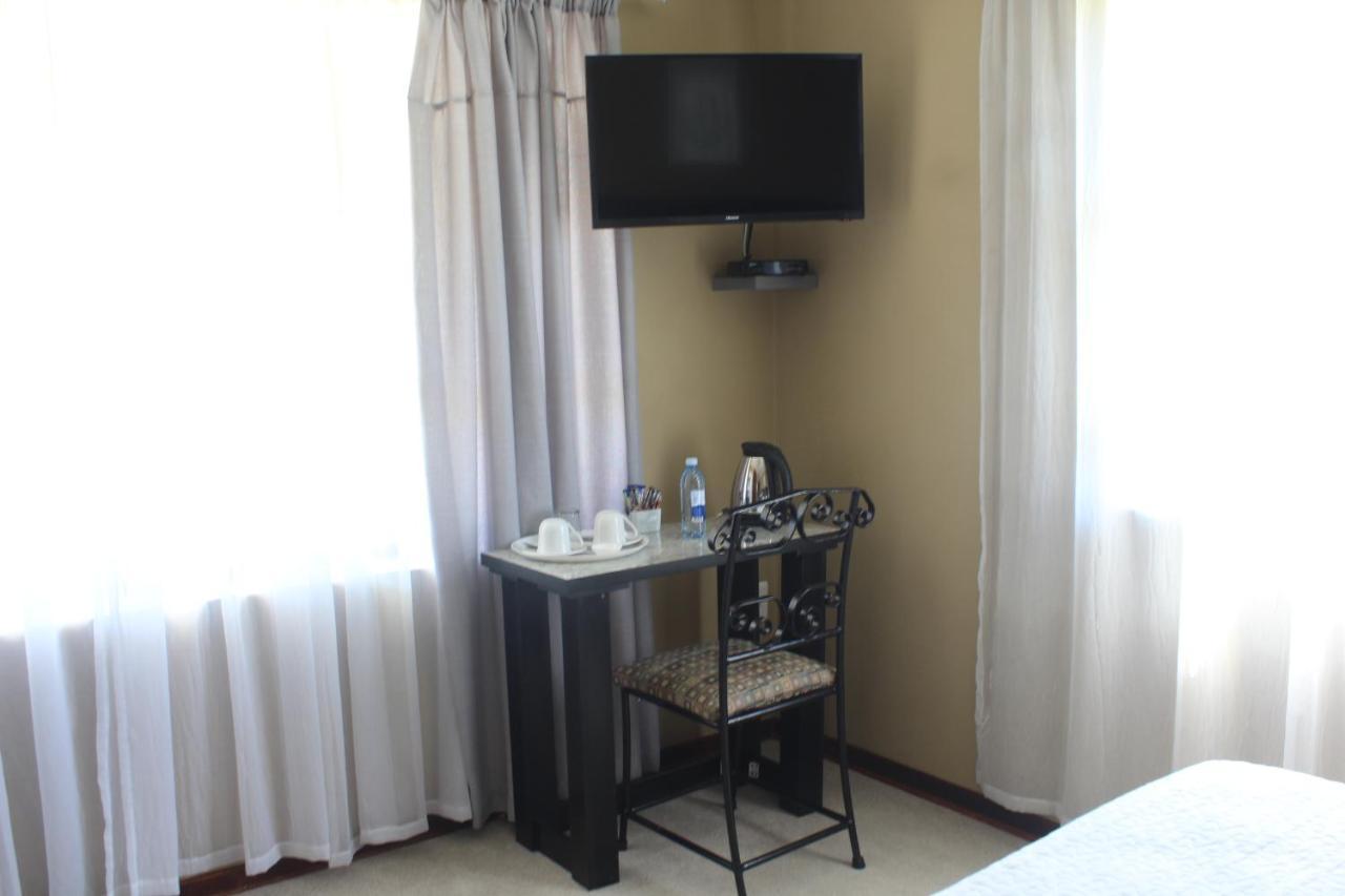 The Anne Guest House Масеру Экстерьер фото