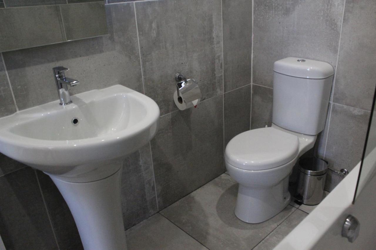 The Anne Guest House Масеру Экстерьер фото